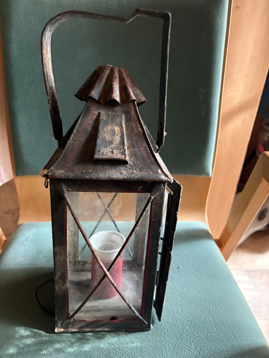 Lampade: Alte Laterne – Difettoso da Reichenbach im Kandertal venduto da rue_88nv 2