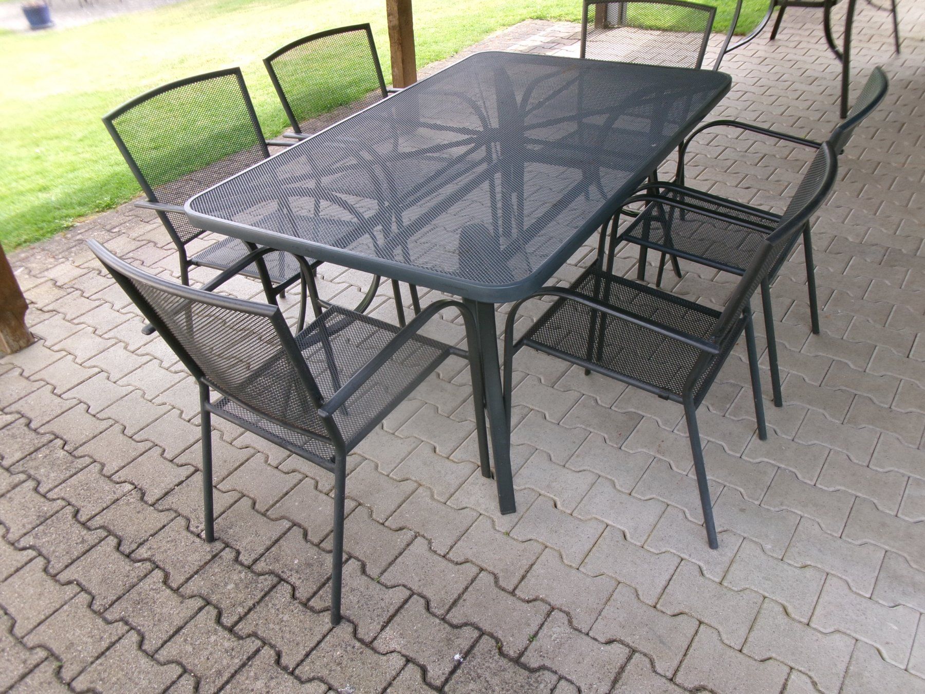 Set di tavolo e panche: Gartentisch mit 6 Stühlen ab 1.- – Usato da Muhen venduto da Bschaf
