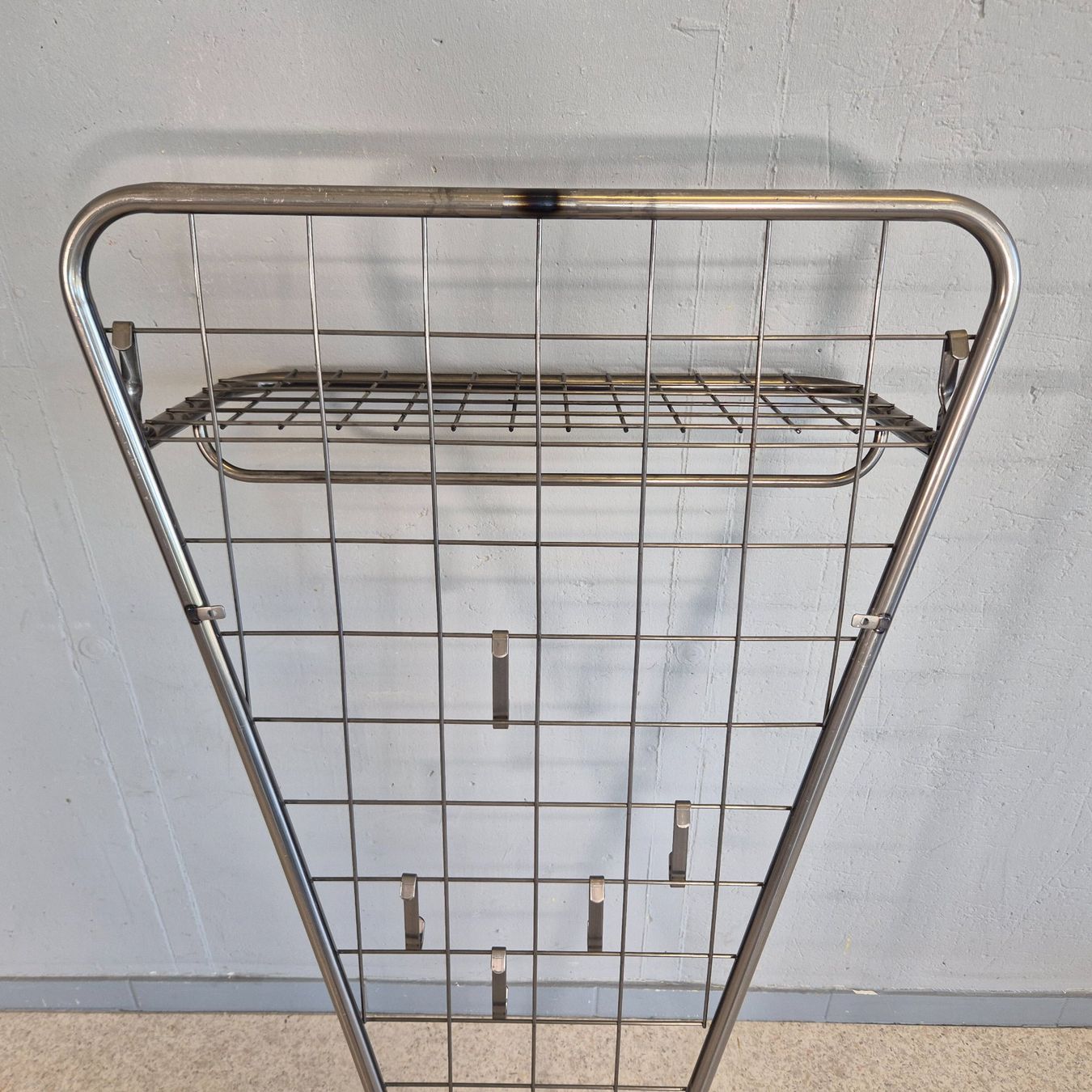 Guardaroba: Industriedesign Wandgarderobe Garderobe Hutablage – Usato da Nottwil venduto da Wondewa-Shop 5