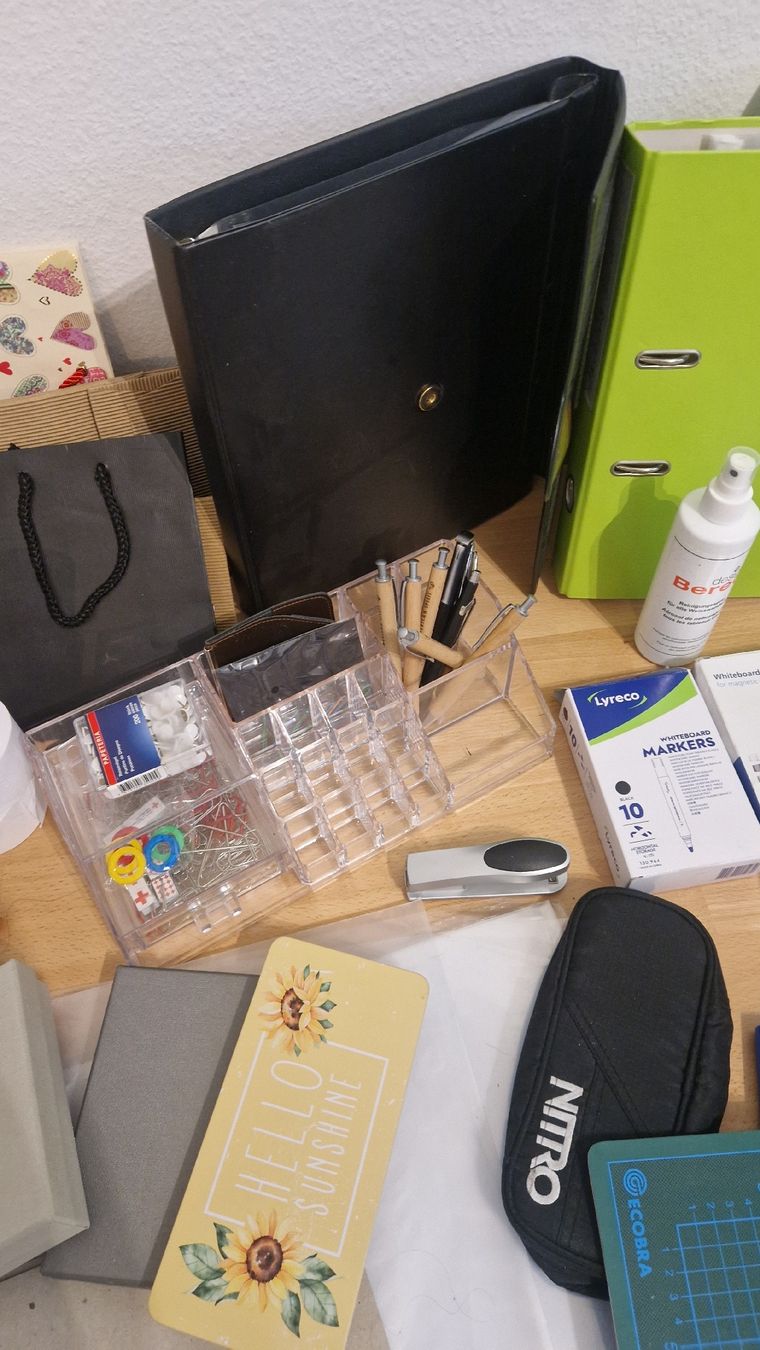 Kit bricolage: Büro & Bastel Set TEILS NEU – Usato da Luzern venduto da Antu92 4