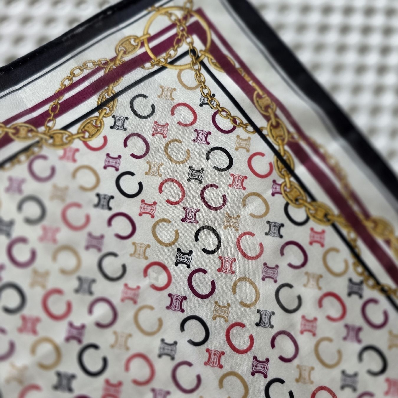 Celine Foulard & Sciarpe: Celine Baumwolltuch 50x50 cm Neu – Nuovo (secondo la descrizione) da Zürich venduto da LIMAR 4