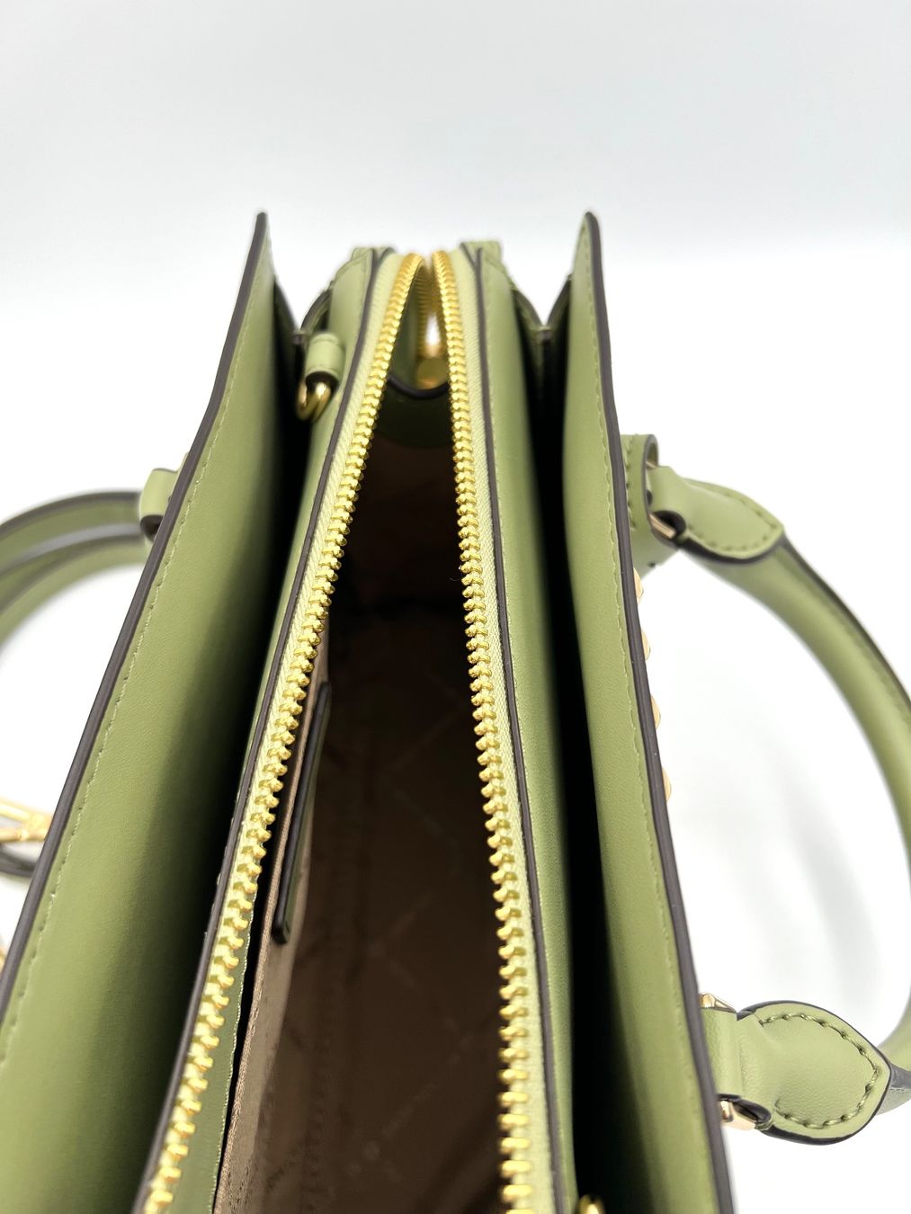 Michael Kors Borse da donna: Michael Kors Tasche light sage – Nuovo e nell'imballaggio originale da Wiedlisbach venduto da Sistershop 3