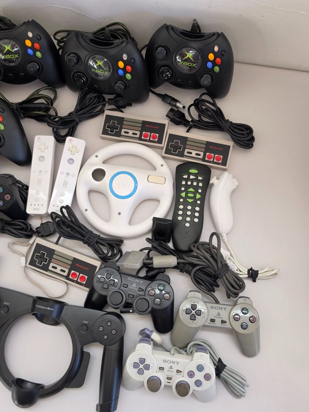 Controller: Controller Sammlung - Nintendo - XBOX - Playstation - 21 Stk – Usato da Birr venduto da DisDas 4
