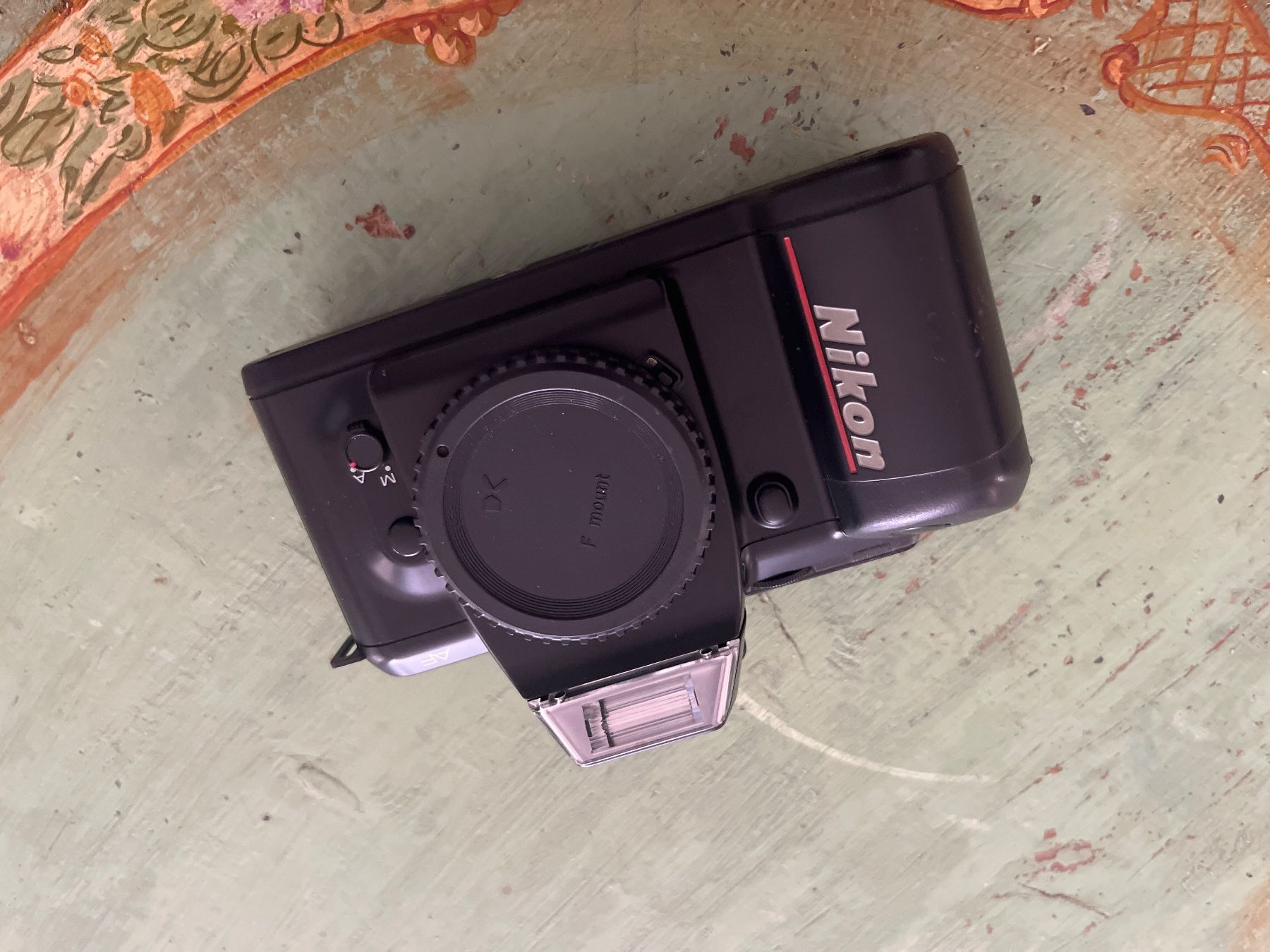 Nikon Kamera: Nikon F-401 Vintage camera – Defekt aus Chiasso von AzenYa