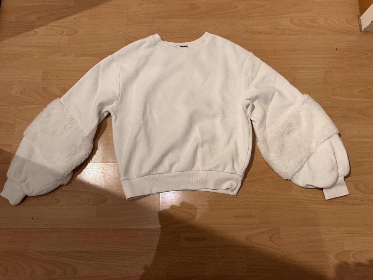 Pulls & Sweat-shirts: Weisser Pulli mit Teddyfell – D'occasion à Zürich par man_nq66 1