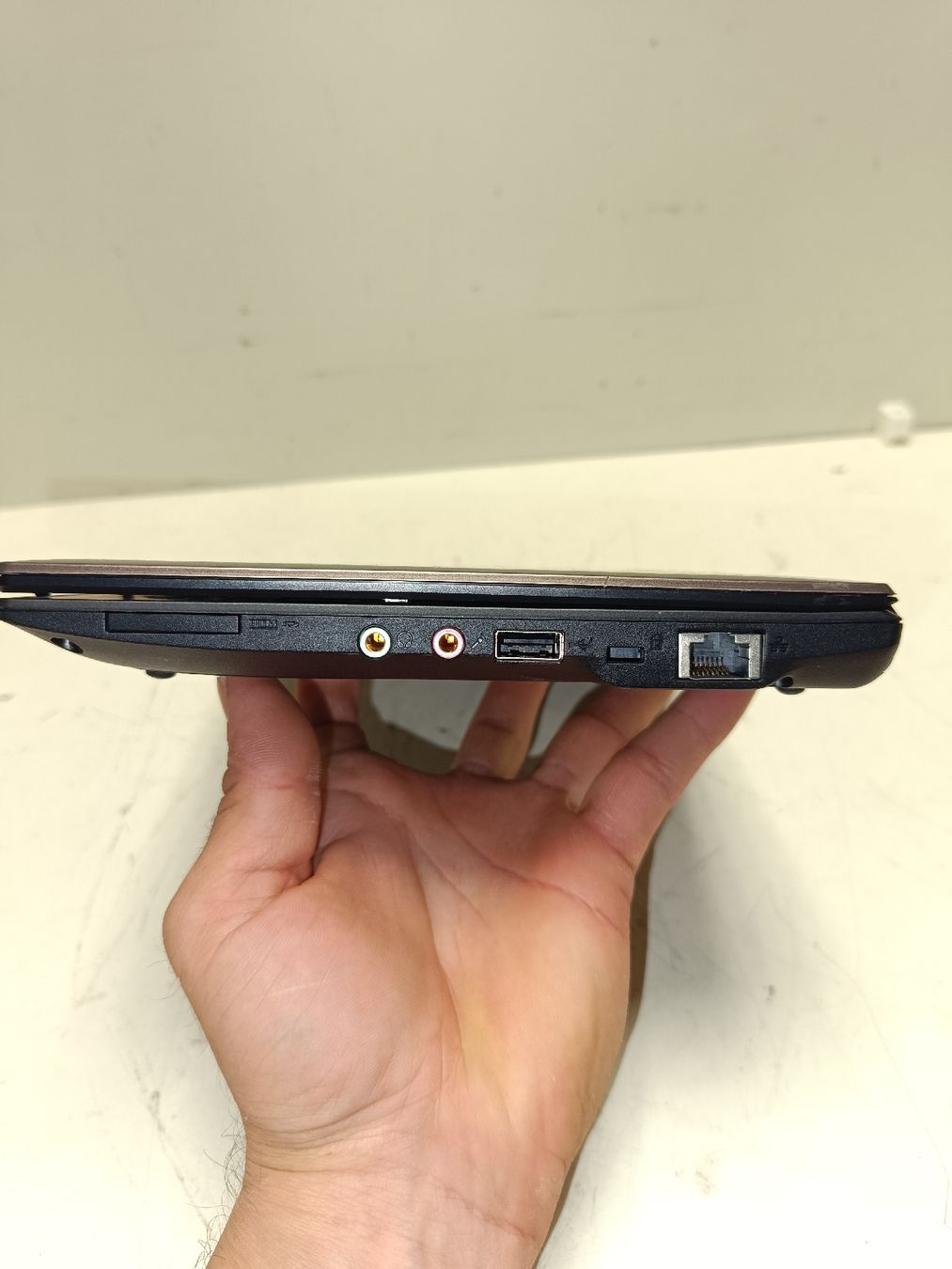 Acer Notebook: Acer Aspire One D255 Netbook - (em73) – Difettoso da Künten venduto da Schnaepplihuus 5