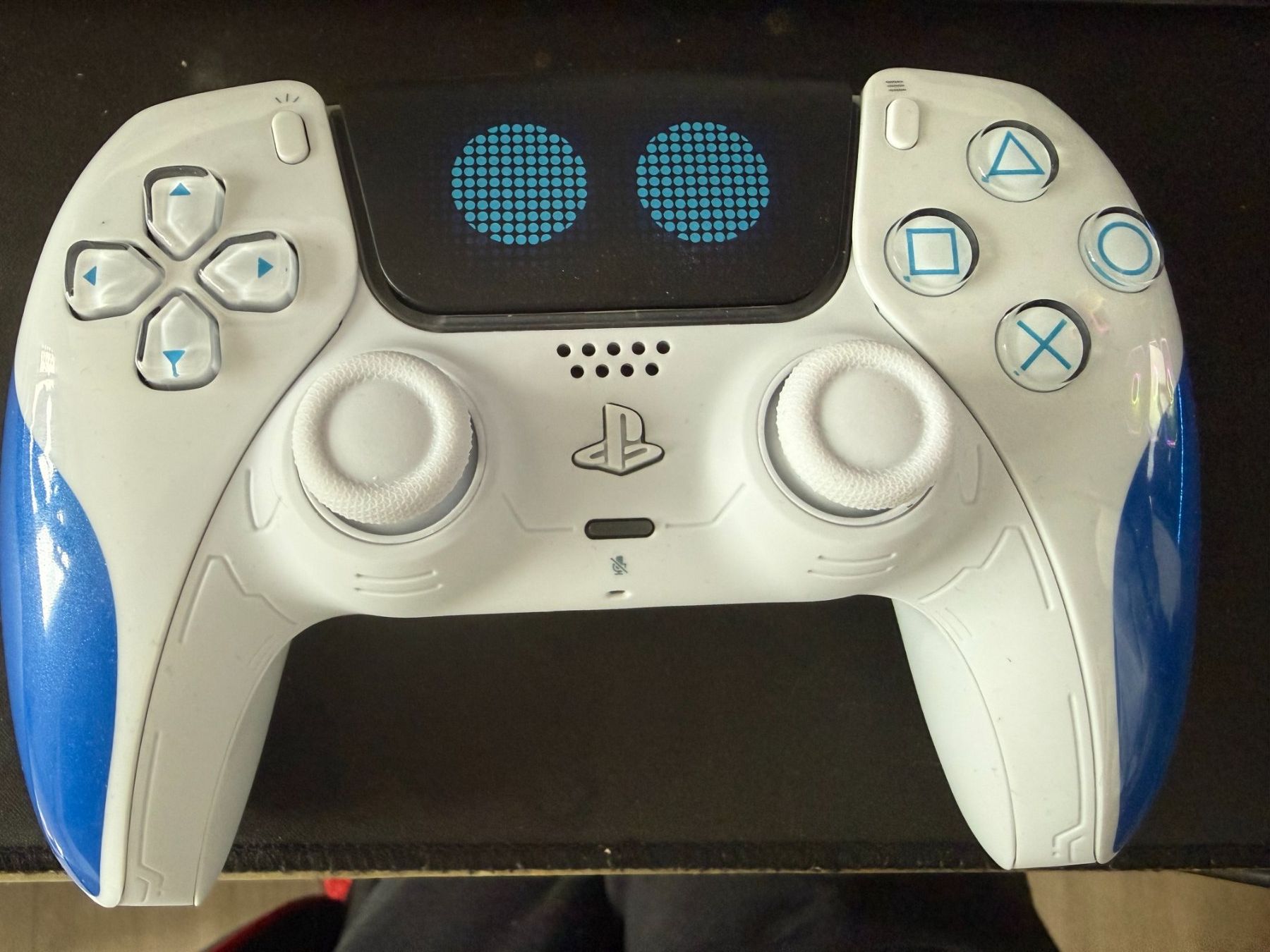 Sony Controller: Sony DualSense Wireless-Controller – Astro Bot Joyful Limite – Usato da Schmitten FR venduto da rap_gz8f