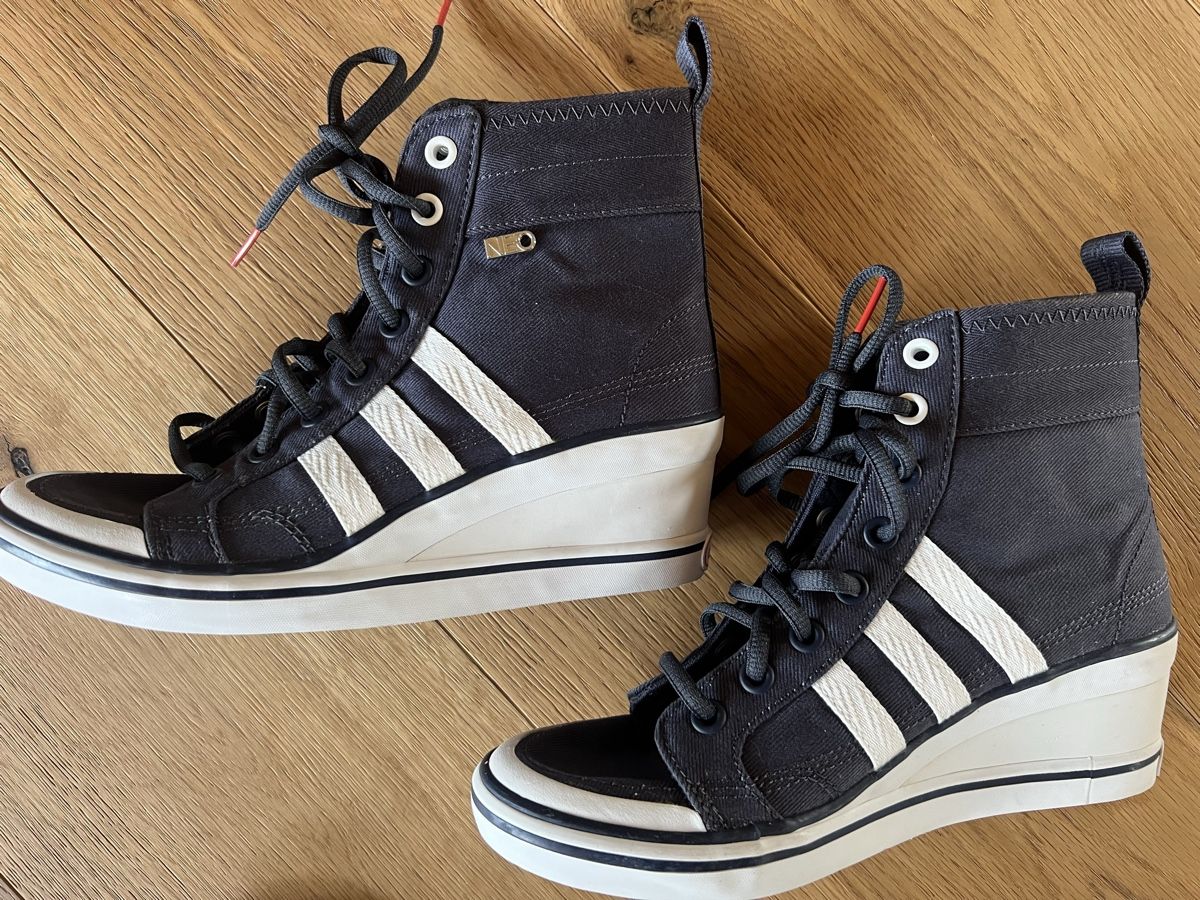 Adidas Scarpe da donna: Adidas Schuhe Grösse 38 -  – Nuovo (secondo la descrizione) da Derendingen venduto da Laubfleckerli 5
