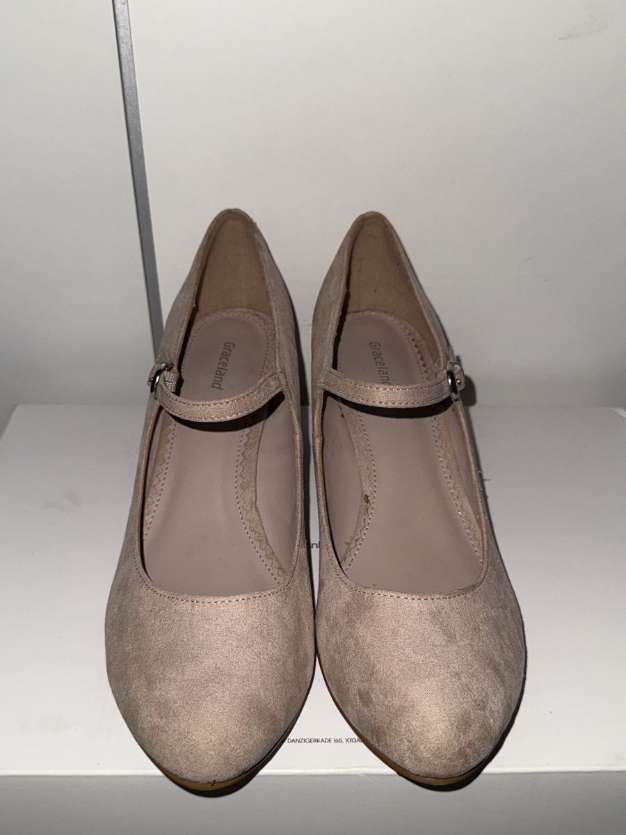 Graceland Damenschuhe: Damenschuhe mit Riemchen und Absatz Hellrosa Gr. 39 – Neu (gemäss Beschreibung) aus Schlieren von kle_dis 1