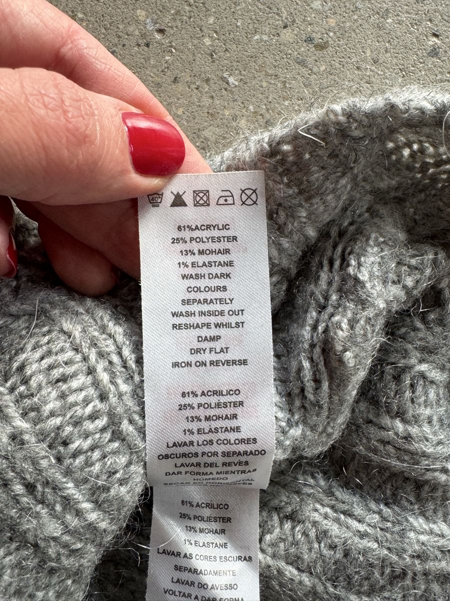 Maglioni & Felpe: Warmer Mohair Strickpullover mit grossem Rollkragen, Gr. 36 – Usato da Zürich venduto da Schmusnik 3