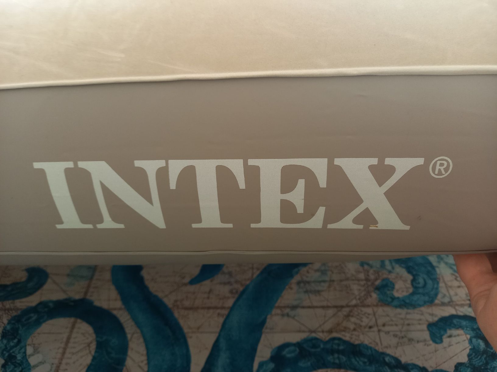 Matelas: Grosse Luftmatratze Intex – D'occasion à Bern par Coma0001 2