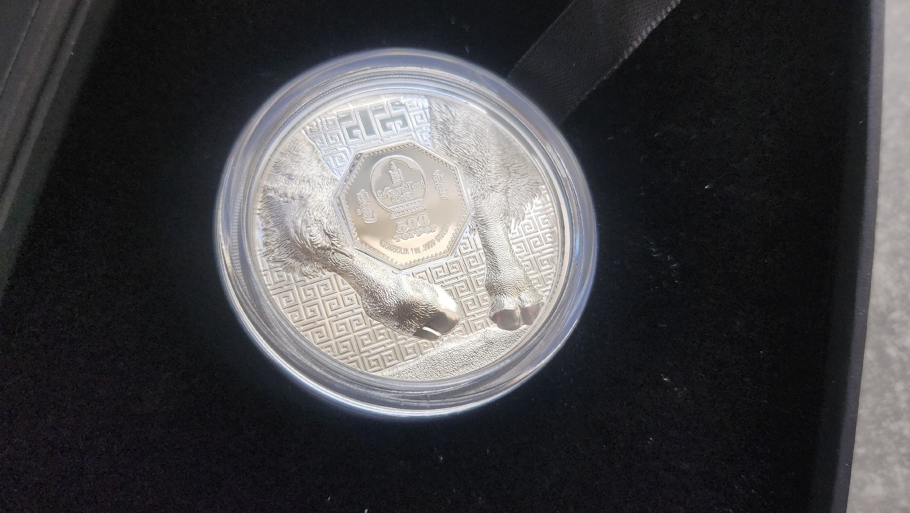Tutti le monete: Mongolia Buffalo 2025 Proof 1 oz Silber Togrog – Nuovo e nell'imballaggio originale da Petit-Lancy venduto da SilverCoinCoin 6