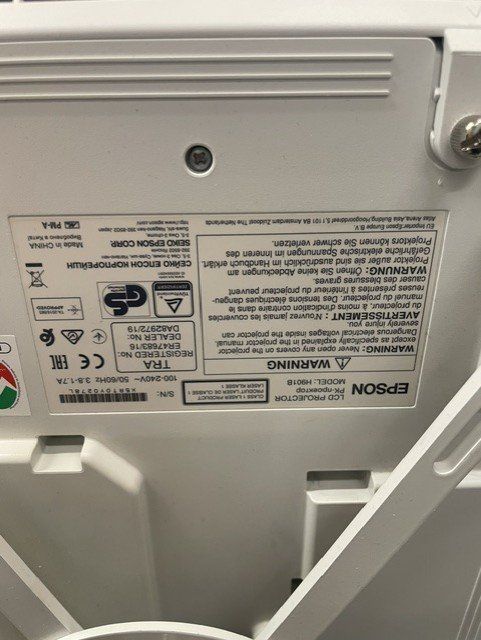 Epson Videoprojektoren: Epson LCD Projector Model H901B – Gebraucht aus Regensdorf von OfficeExperts 2