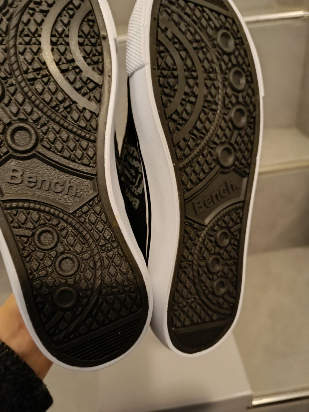 Scarpe per ragazzi: Neue Bench Schuhe Grösse 32 – Nuovo e nell'imballaggio originale da Wohlen AG venduto da Fabe3 2