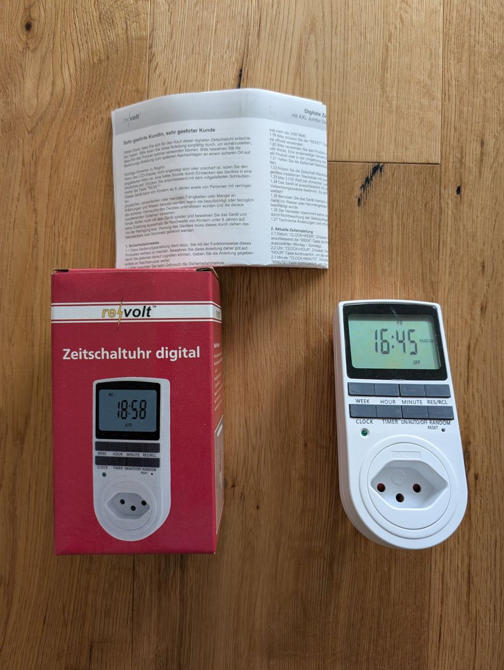 Stecker: revolt Zeitschaltuhr digital weiss – Gebraucht aus Interlaken von dmncmg