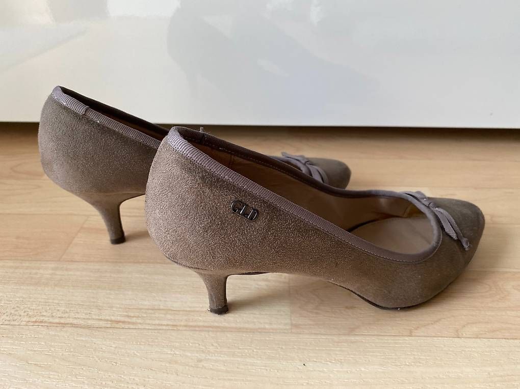 Scarpe da donna: Pumps, Damen, schwarz, khaki, – Usato da Zürich venduto da nad_7gzh 2
