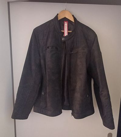 Übergangsjacke von S'Oliver schwarz Camouflage 