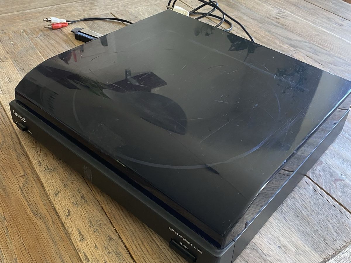 Lenco Giradischi: Lenco Stereo Turntable L3806 – Usato da Zürich venduto da rublin 1
