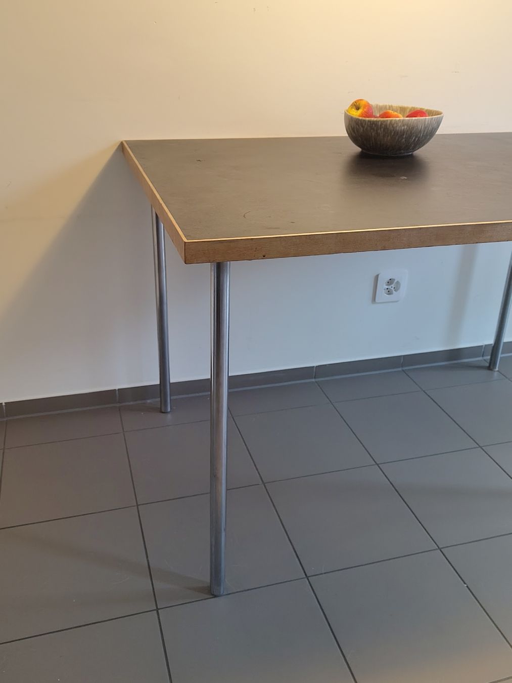 Tavoli: Vintage Tisch Stil Marcel Breuer  – Usato da Zürich venduto da betzec 1