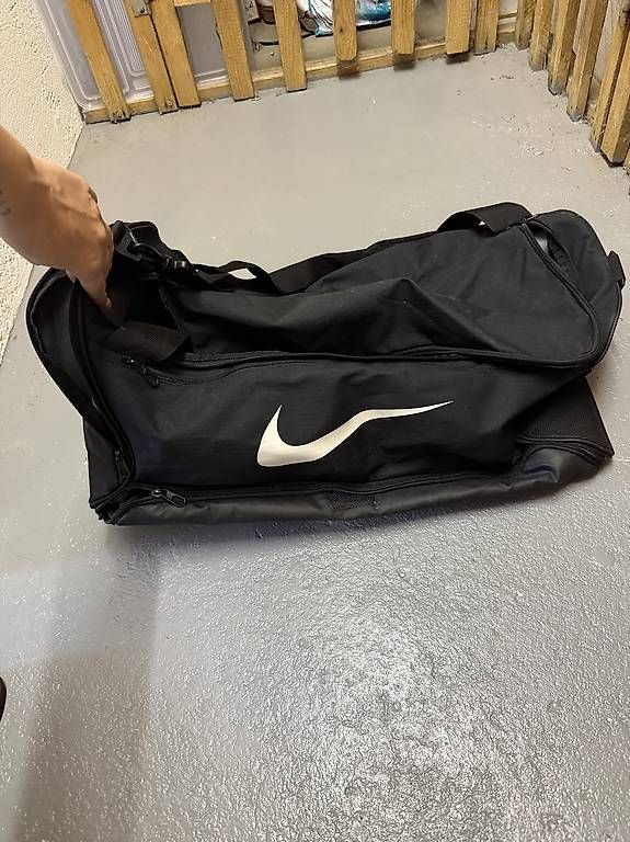 Borse: Borsa palestra Nike – Usato da Gravesano venduto da verenacerutti