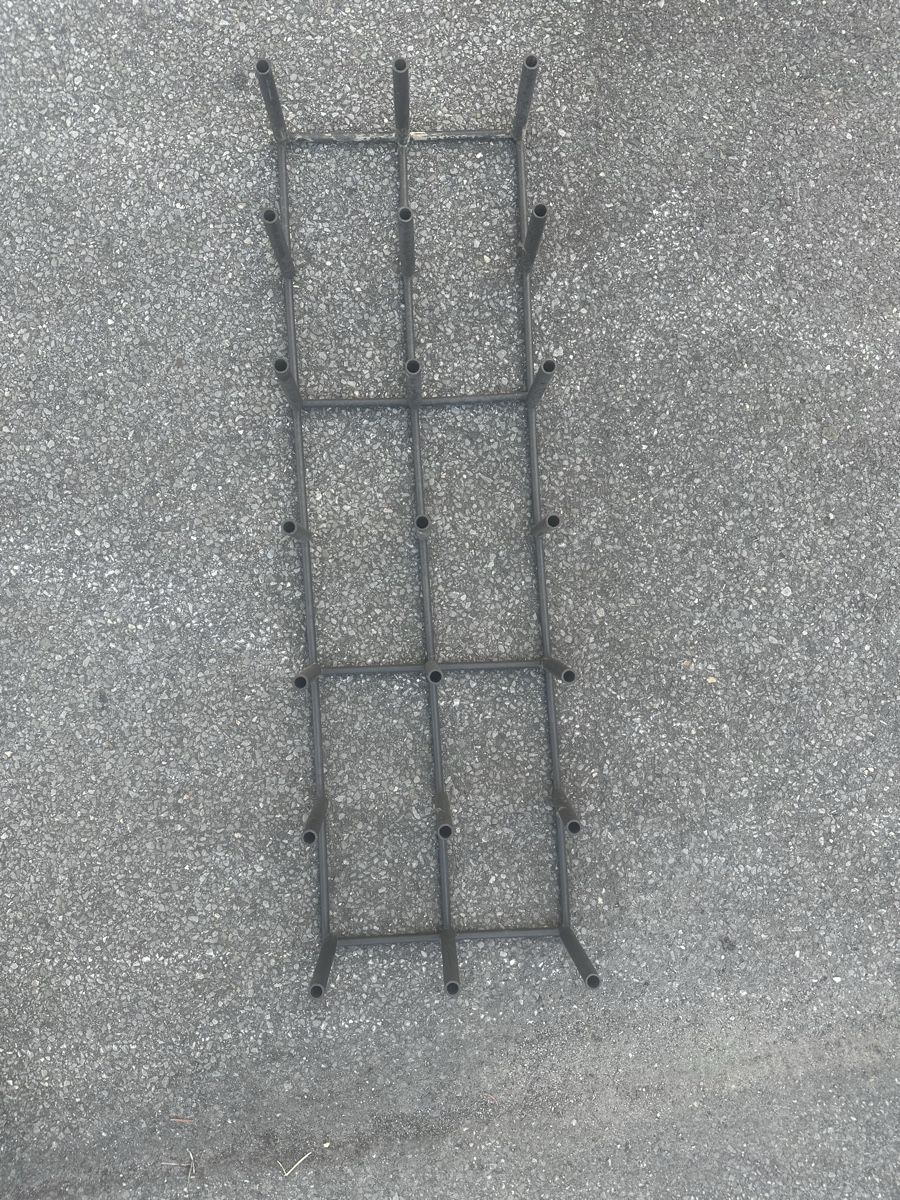 Wandhalterungen: Ständer für Gartenstecker oder sonstiges – Gebraucht aus Reiden von Party71