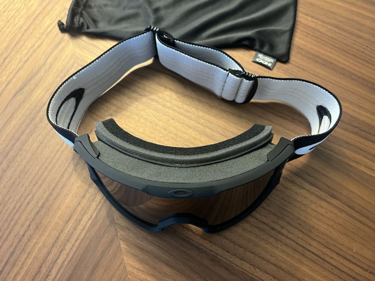 Oakley Brillen & Gläser: Oakley Ski Goggle O Frame 2.0 Black Mirror – Neu und originalverpackt aus Schwanden GL von sar_fs2t 2