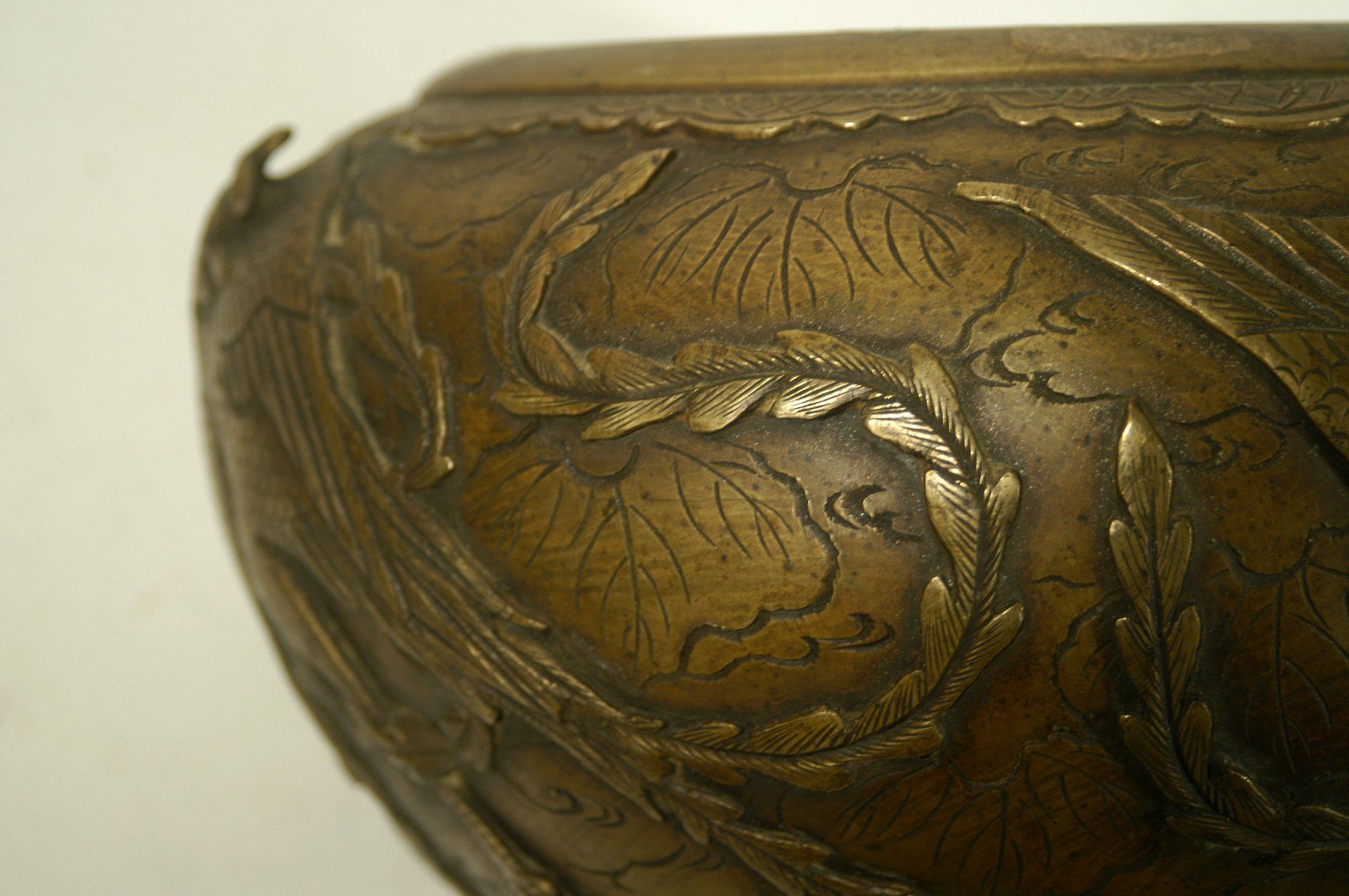 Vasi & Recipienti: Antike asiatische Metallvase – Usato da Herisau venduto da Wisen 8