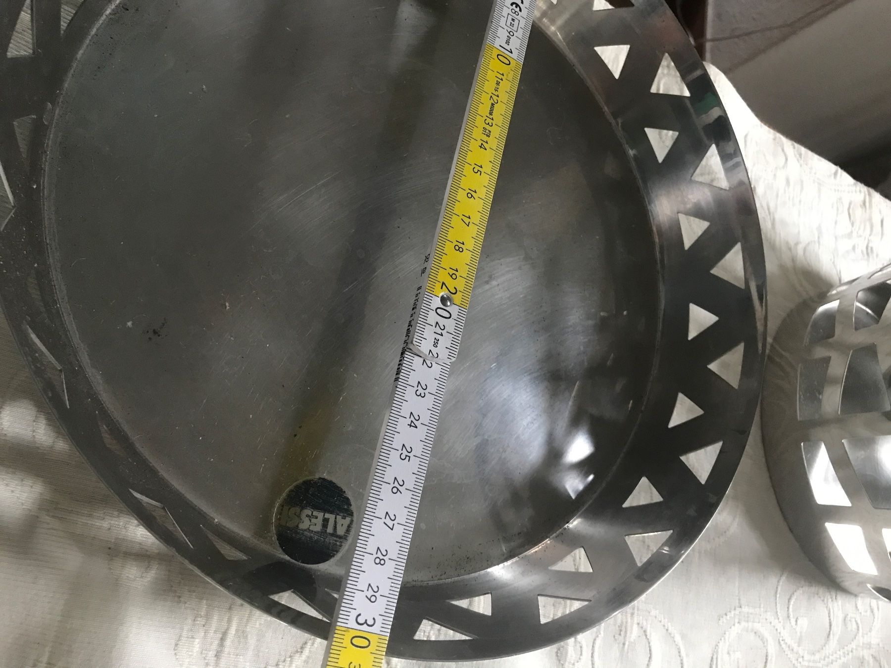 Alessi Piatti di portata: Alessi Servierteller & Korb – Usato da Wettingen venduto da Andres54 4
