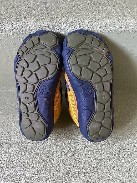 Scarpe per ragazzi: Affenzahn (tex) Barfussschuhe Gr. 28 – Usato da Niederlenz venduto da Jurmalin 2