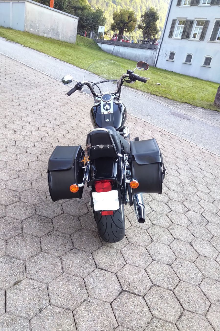 Harley-Davidson Chopper: Harley Davidson FXSTC 1584 Softail Custom – Usato da Diesbach GL venduto da Toohip 2