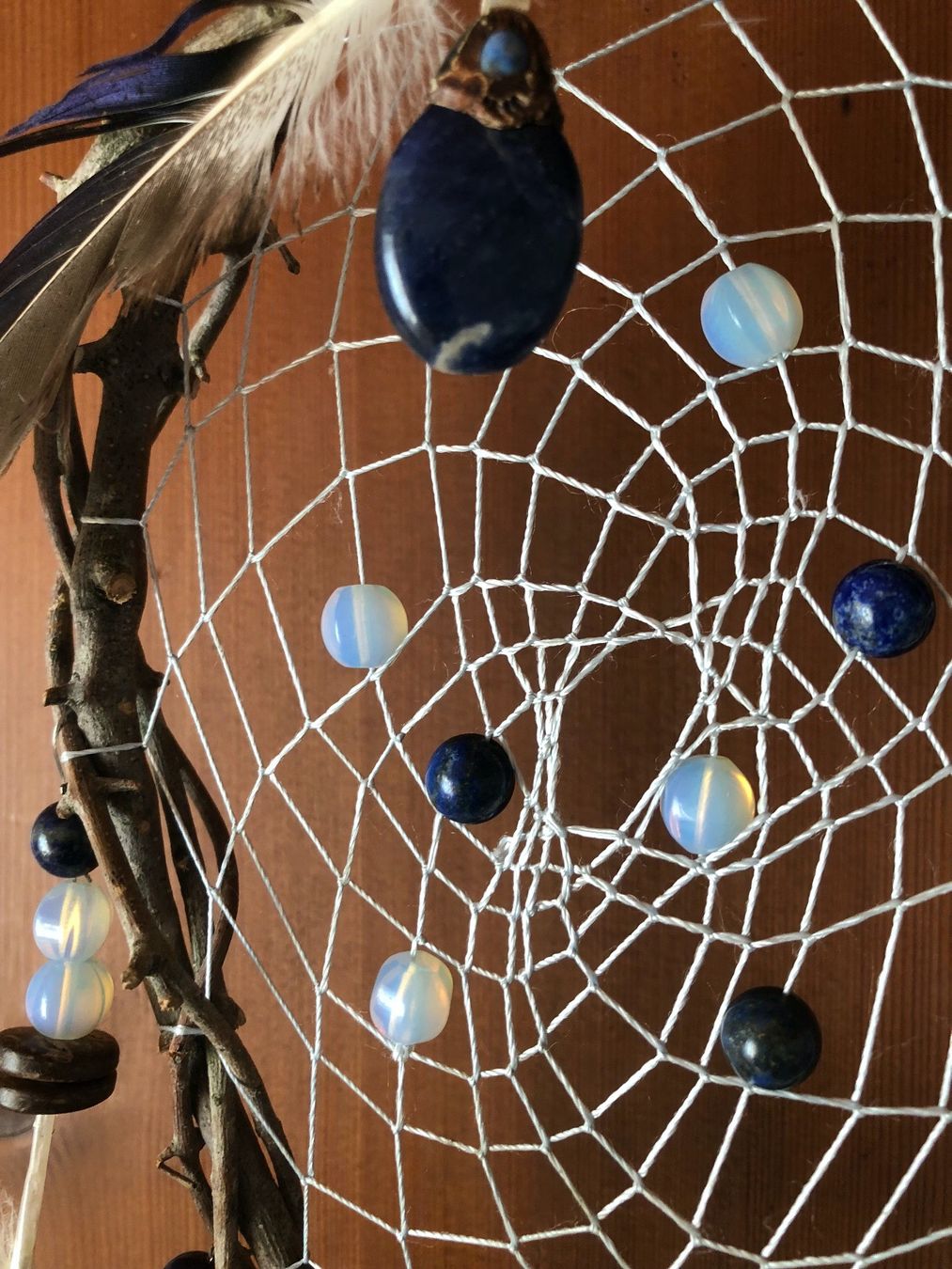 Tutte le decorazioni: schöner Traumfänger/Glockenspiel mit Lapislazuli + Opalith – Nuovo e nell'imballaggio originale da Ittenthal venduto da Hwaggis 5