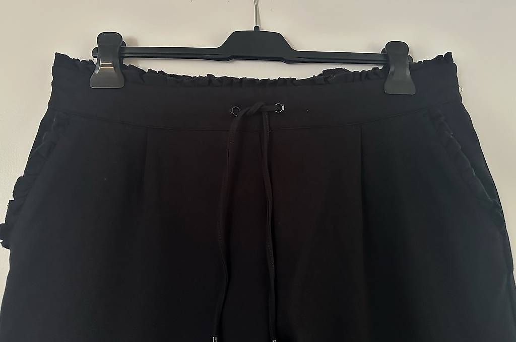Pantaloni: Elegante, schwarze HOSE. Gr. 42 – Usato da Flawil venduto da mar_9chb 1