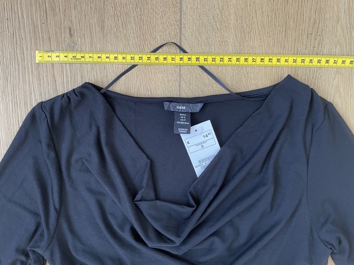 H&M T-shirt: Shirt mit Wasserfallen-Ausschnitt NEU – Nuovo e nell'imballaggio originale da Grenchen venduto da M_ina 1