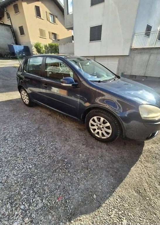Autos: Vw 5 2.0 – D'occasion à Riddes par fab_78yf
