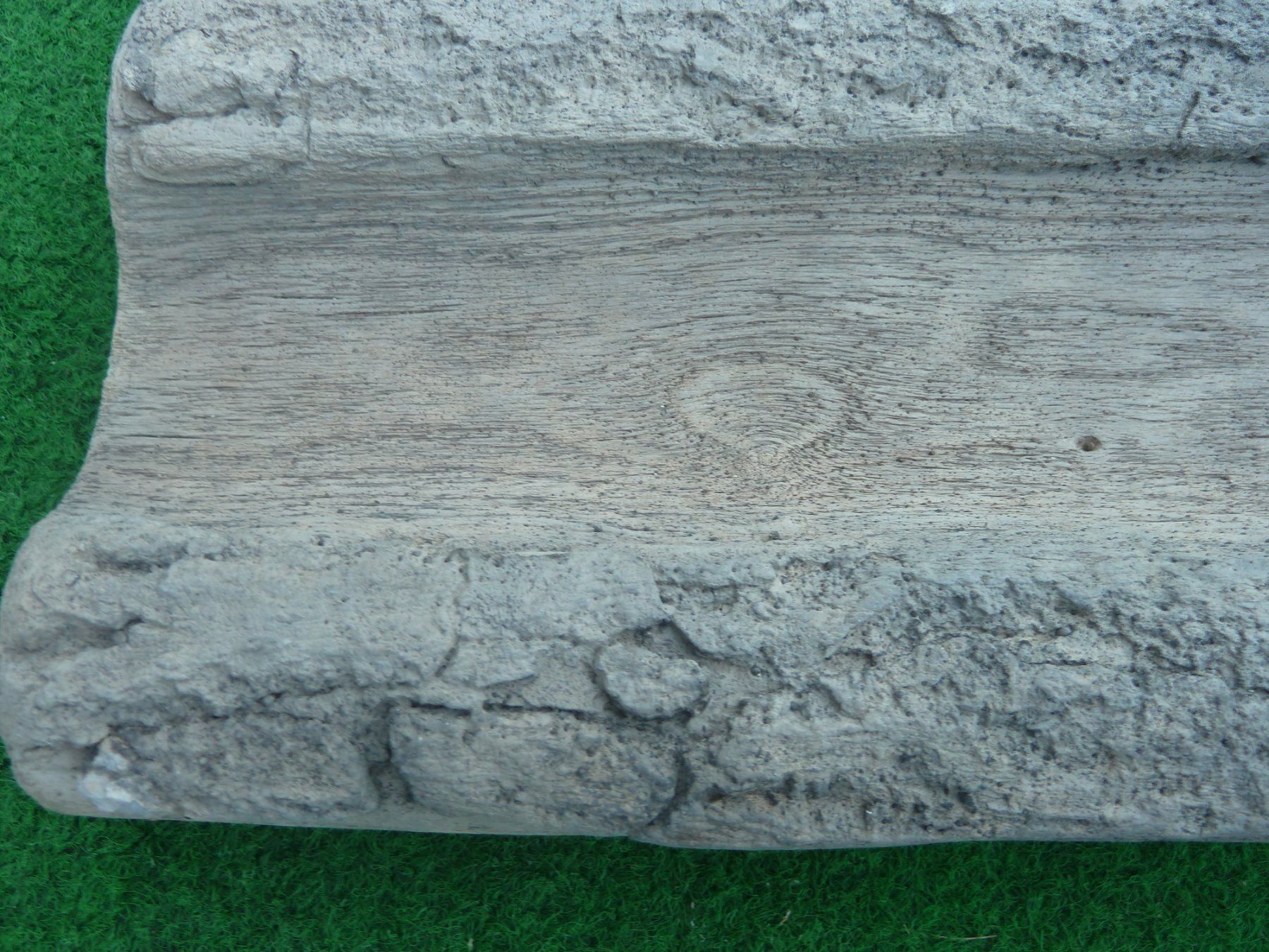Sonstiges Baustoffe: Beton Wasserrinne mit Holzstruktur – Neu (gemäss Beschreibung) aus Herbetswil von AHA-Garten 2