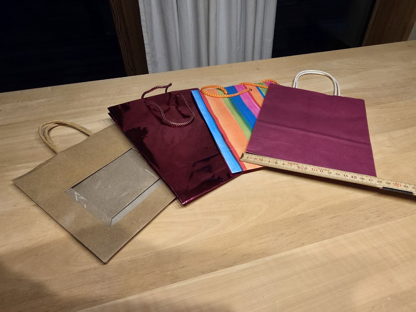 Carta: 4 Papiertragetaschen, Geschenktaschen, Herbstdeko – Nuovo (secondo la descrizione) da Kesswil venduto da mie_g89p
