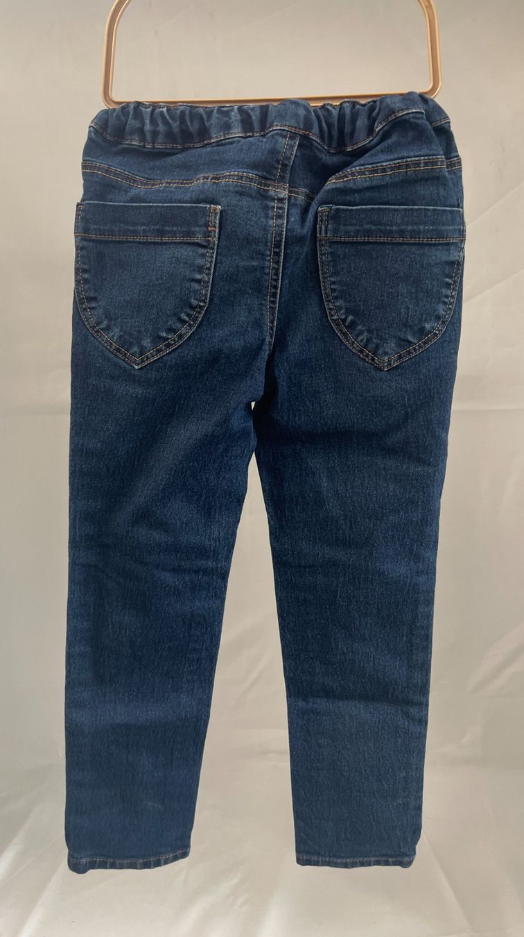 Pantaloni: 3 Hosen Grösse 110 – Usato da Zürich venduto da Drahtzug 3