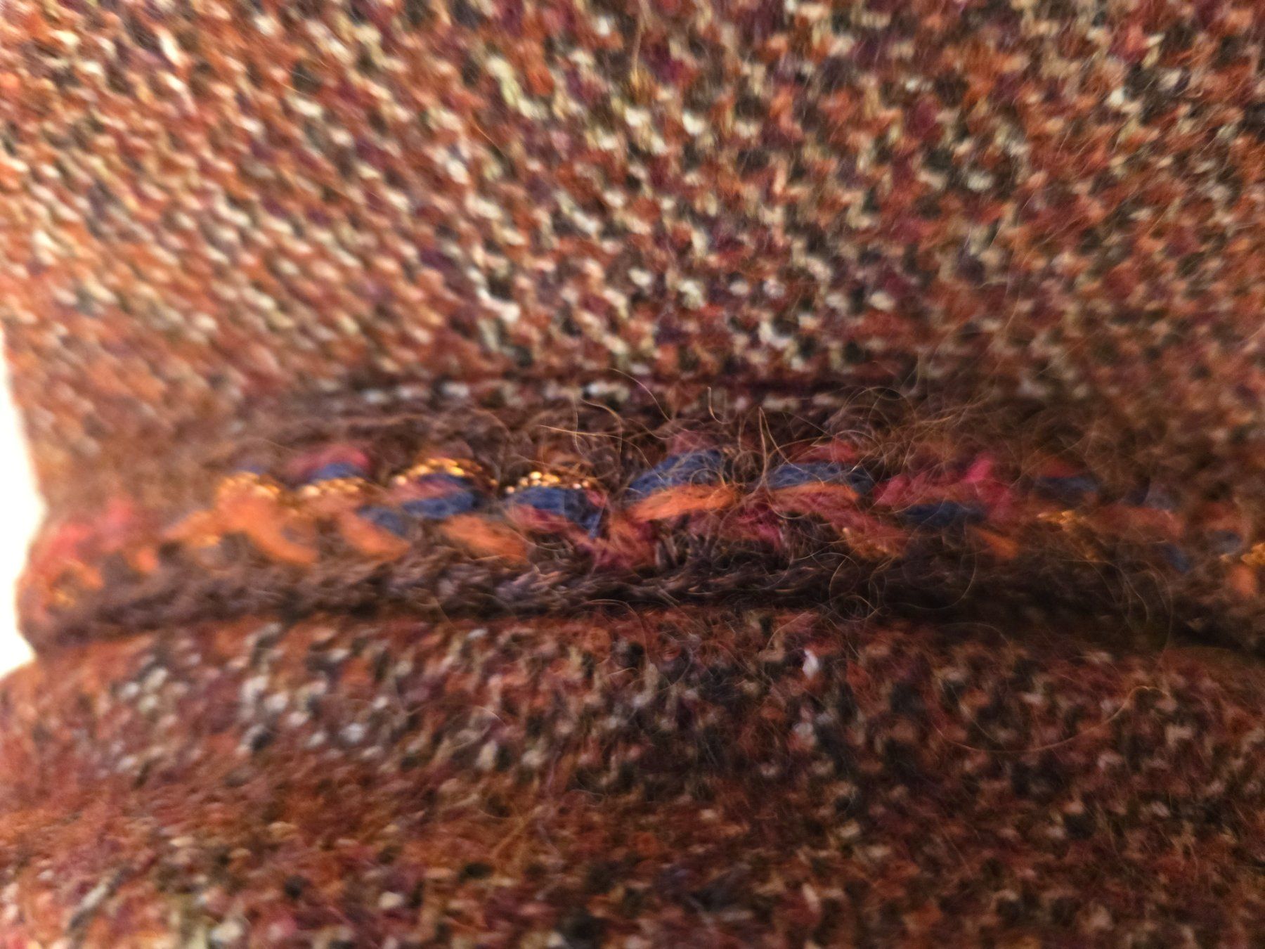 Chanel Copricapi, berretti & cappellini: Chanel Schirmmütze in Tweed – Usato da Bottmingen venduto da sandy_2 4