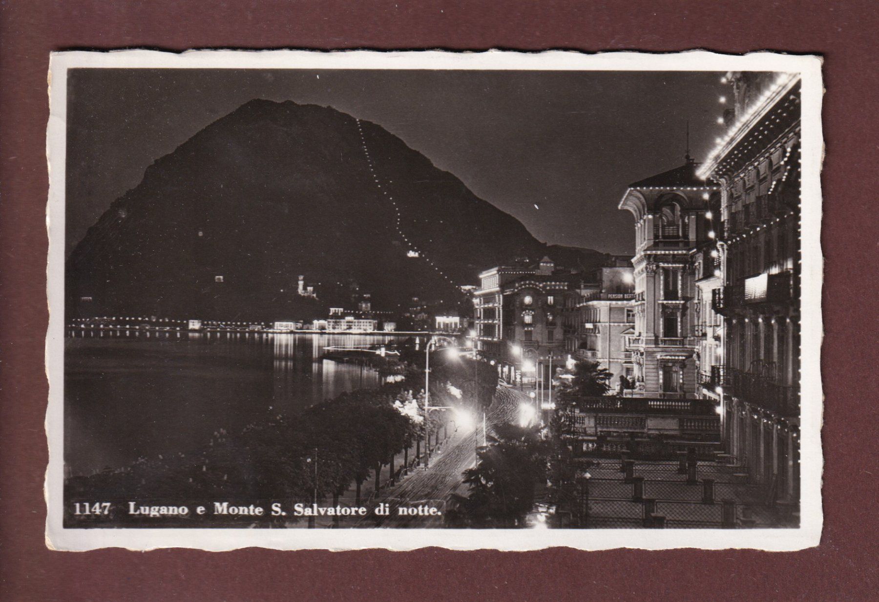 Cartoline postali: LUGANO di notte - 1940 – Usato da Pully venduto da nicecards