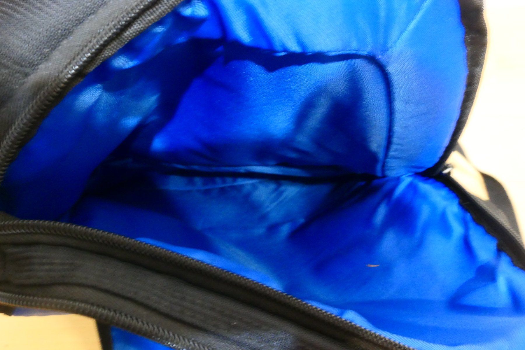 Rucksäcke: Schwarzer Rucksack, itluggage.com – Gebraucht aus Diegten von marcel3891 2