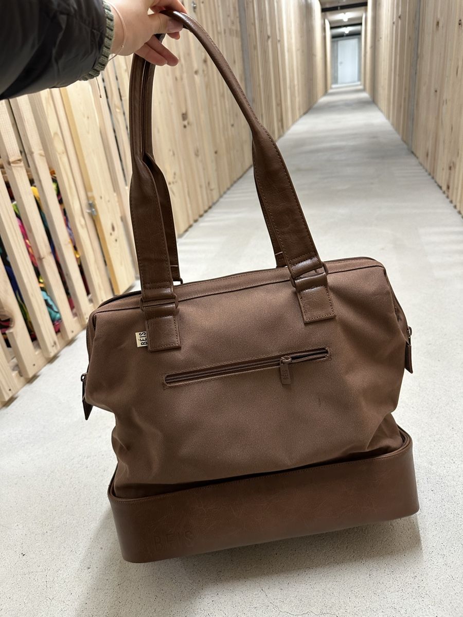 Borse: Weekender-Tasche mit Etuis von Béis – Usato da Regensdorf venduto da sofia681 2