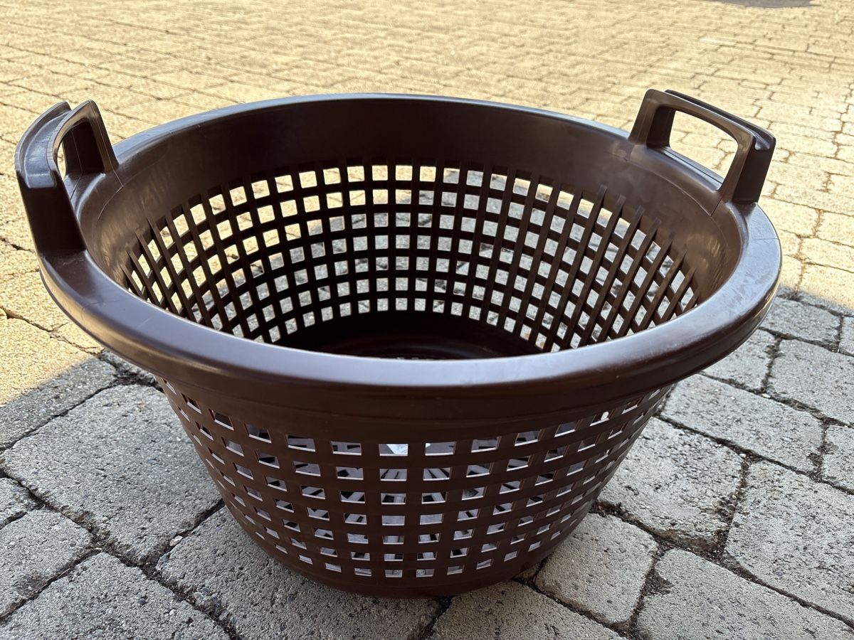 Altro per la casa: Kartoffelkorb aus massivem Plastik – Nuovo (secondo la descrizione) da Grenchen venduto da nethy 2