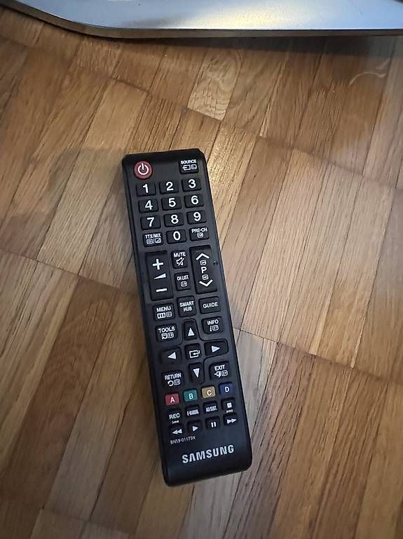 Televisori: Samsung 40" LED TV – Usato da Abtwil SG venduto da JanR1990 3