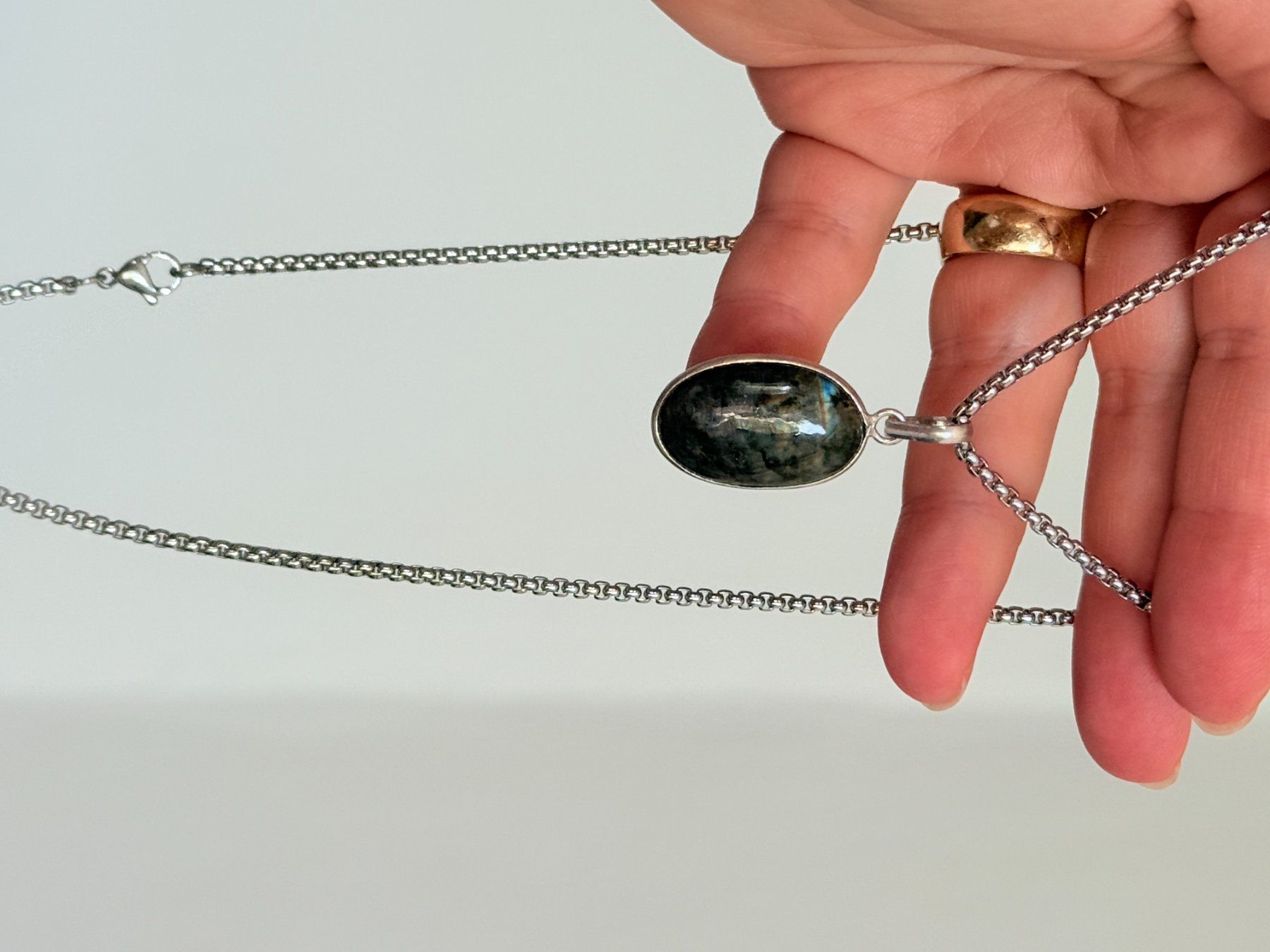 Catenine: Fashionable labradorite necklace – Nuovo e nell'imballaggio originale da Genève venduto da AGBERG 8