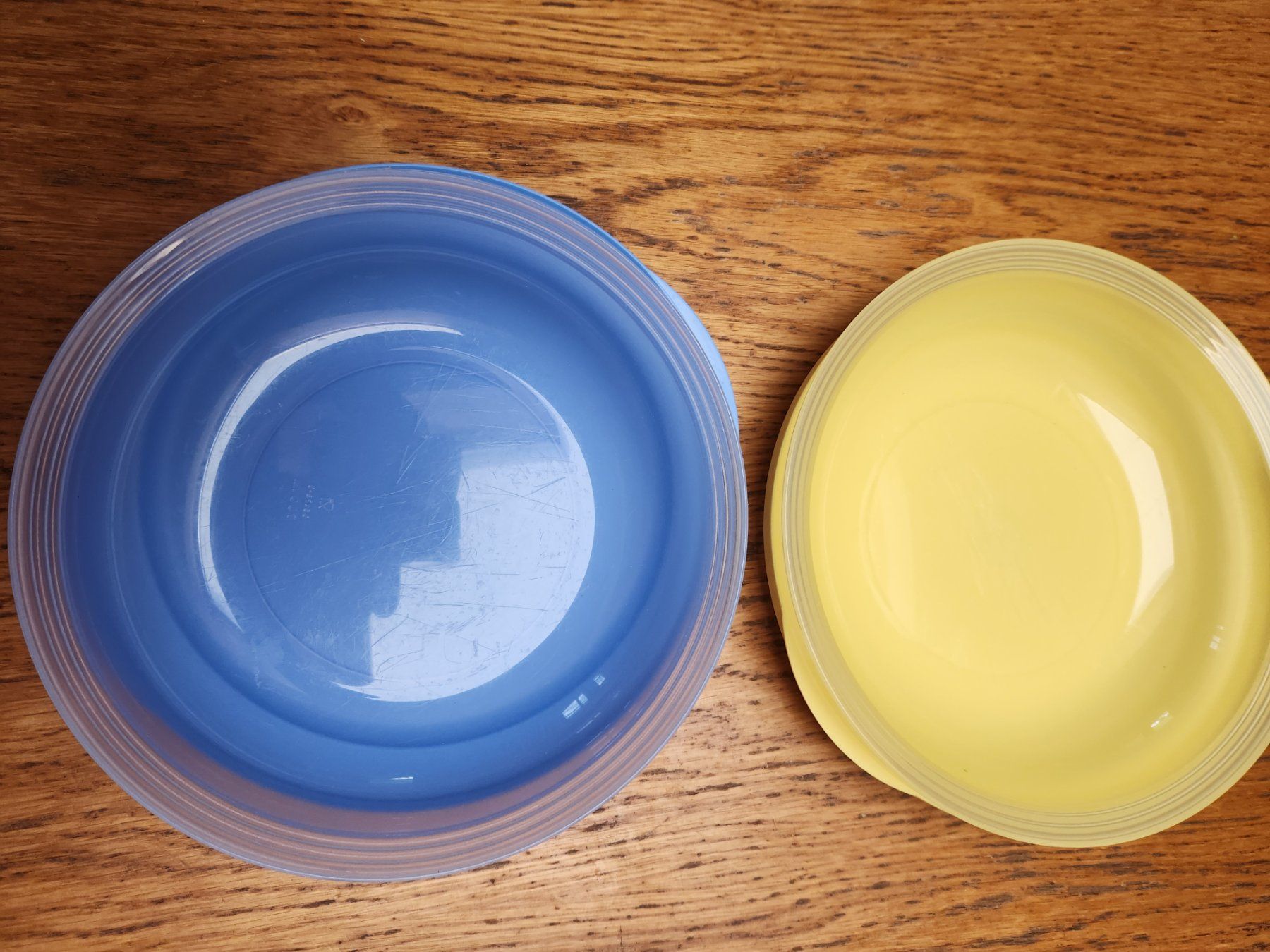 Tupperware Recipients et similaires: 2 Tupperware Picknick Teller mit Deckel dicht 700ml – D'occasion à Gstaad par Meiel2020 6