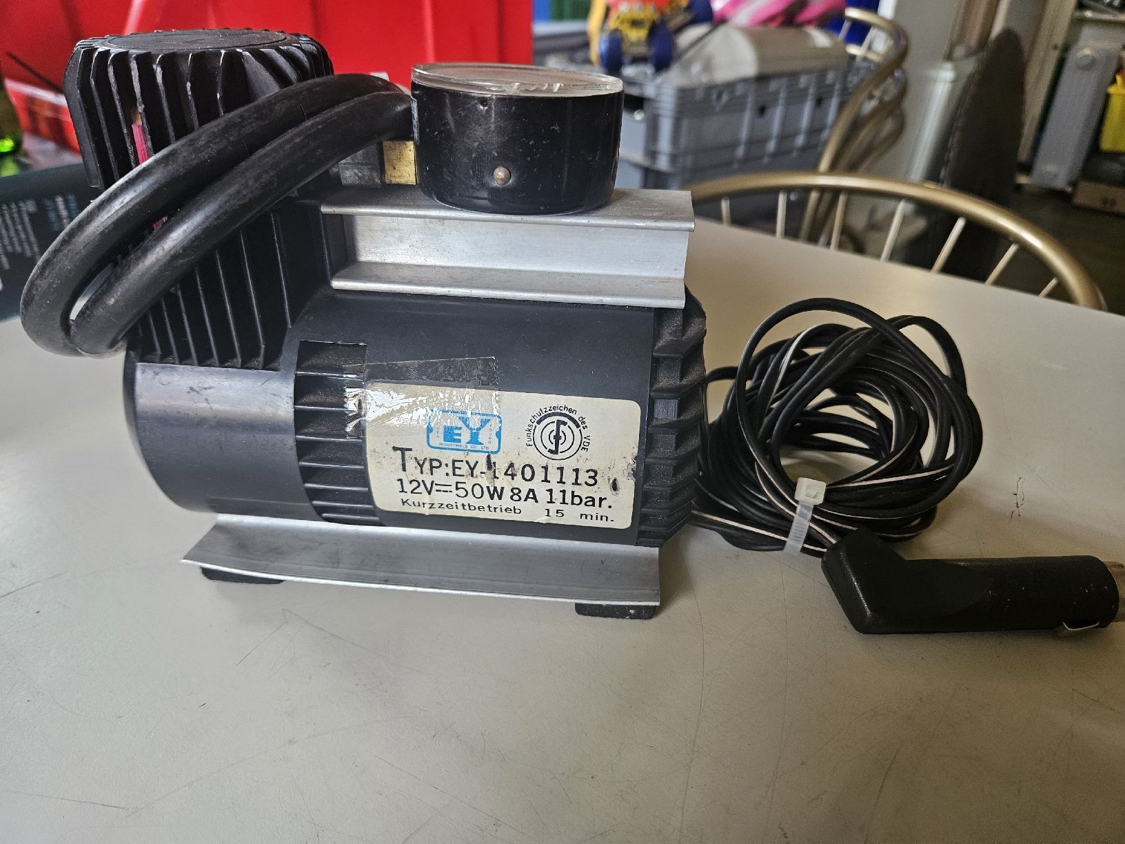Compressori: Auto Kompressor EY 12V 50W 8A 11bar gebraucht – Usato da Oberburg venduto da znas 2