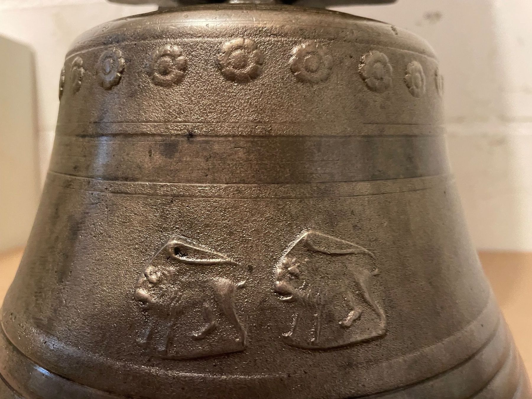 Glocken & Treicheln: Alte Glocke ab 1.00 Fr. – Gebraucht aus Birrhard von magisto52 6