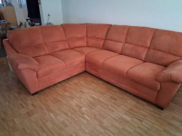 Sofa mit Rundecke und Ausziehbett