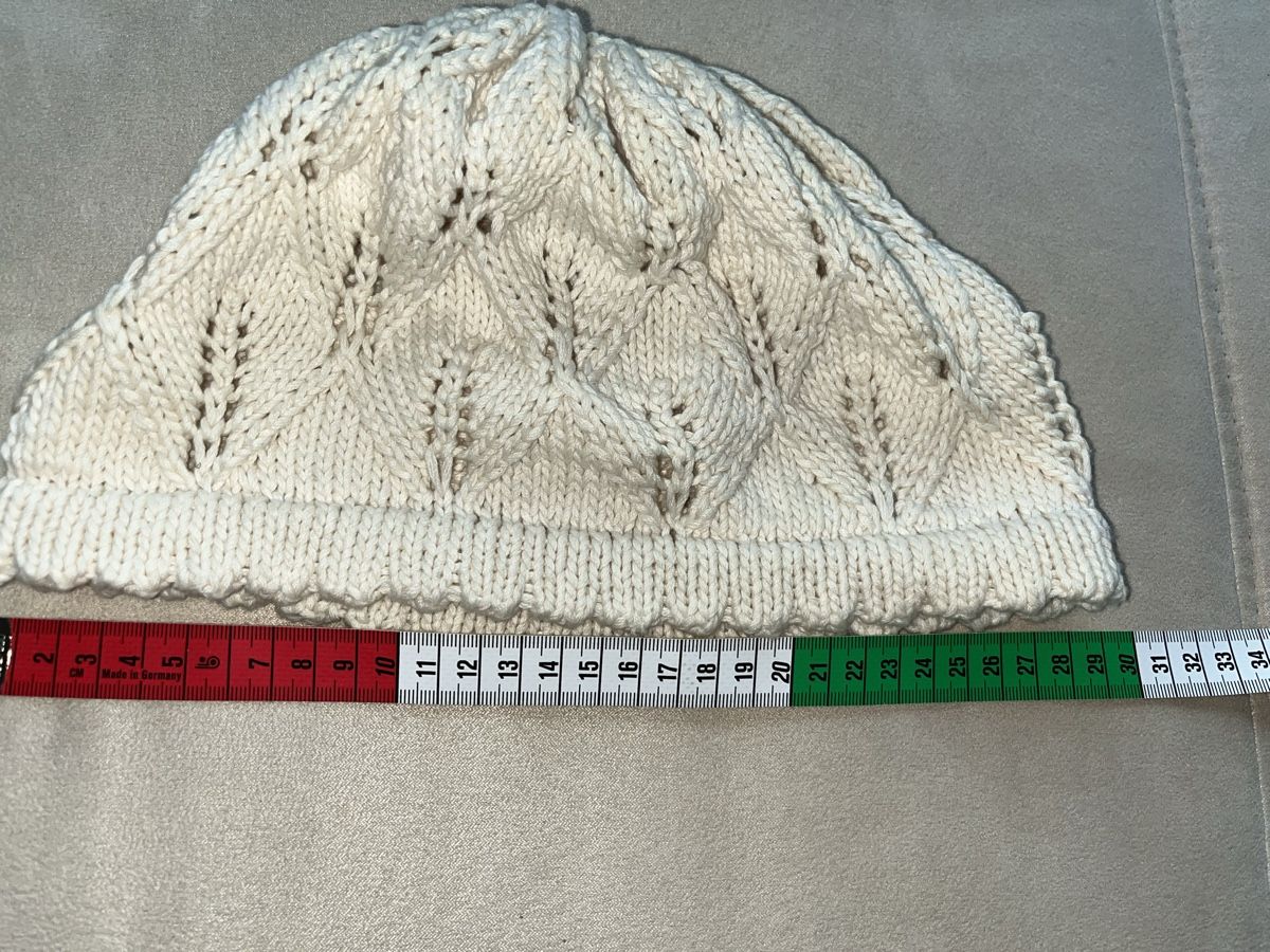 Chapeaux, bonnets & casquettes: Gestrickte Mütze Gr.54-56 – Neuf (Voir description) à Stäfa par Exclusive0 1