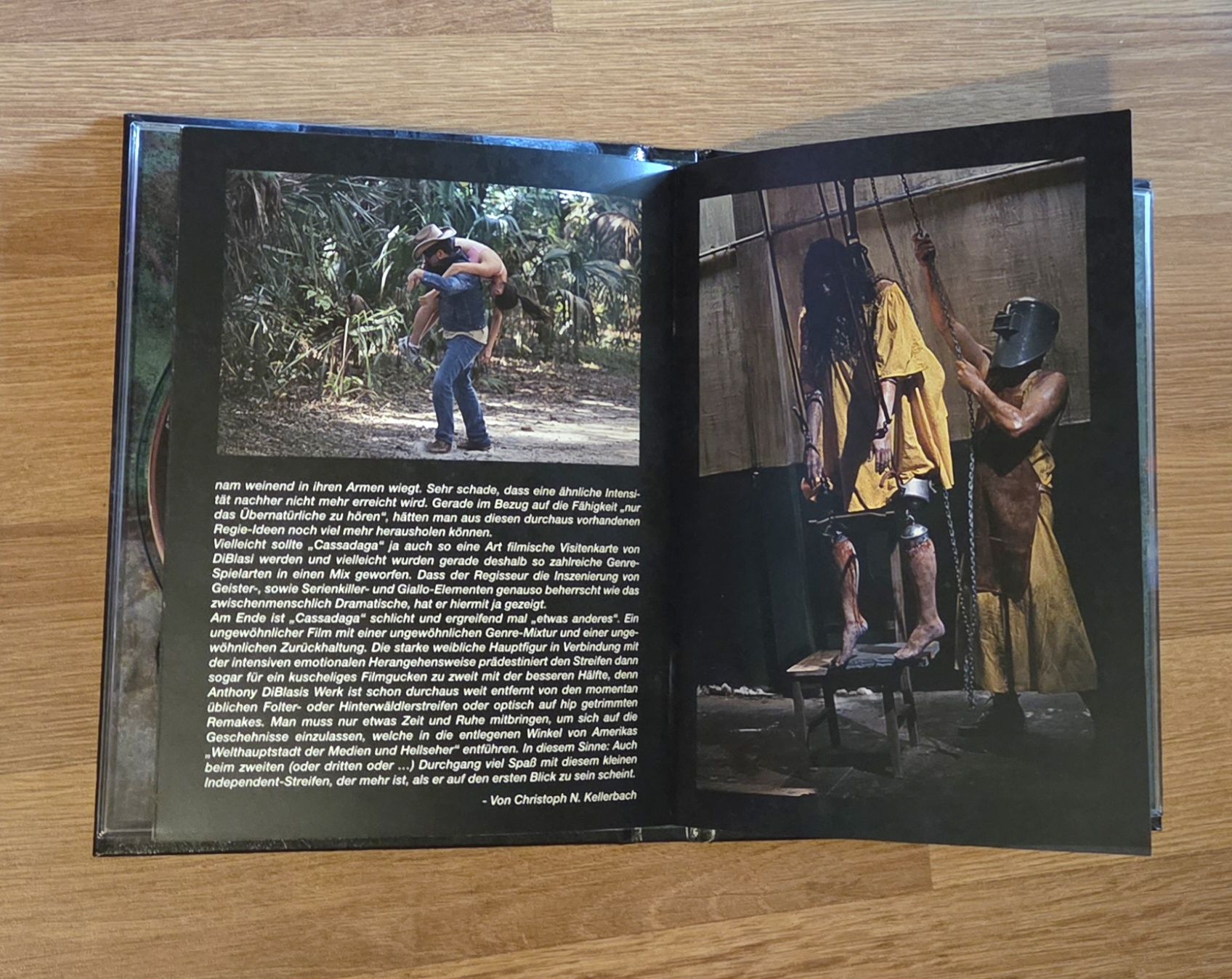 Tutti i DVDs: Cassadaga - Hier lebt der Teufel (2011) Mediabook – Usato da Winterthur venduto da raymen74 4